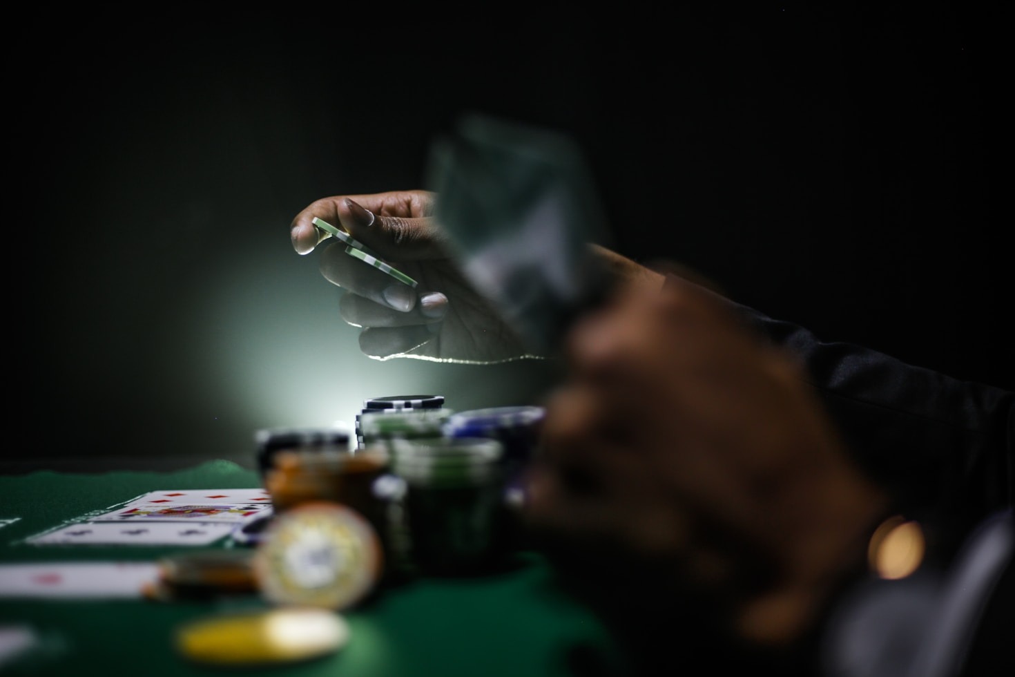 The Psychology Behind Gambling: What Drives Us
